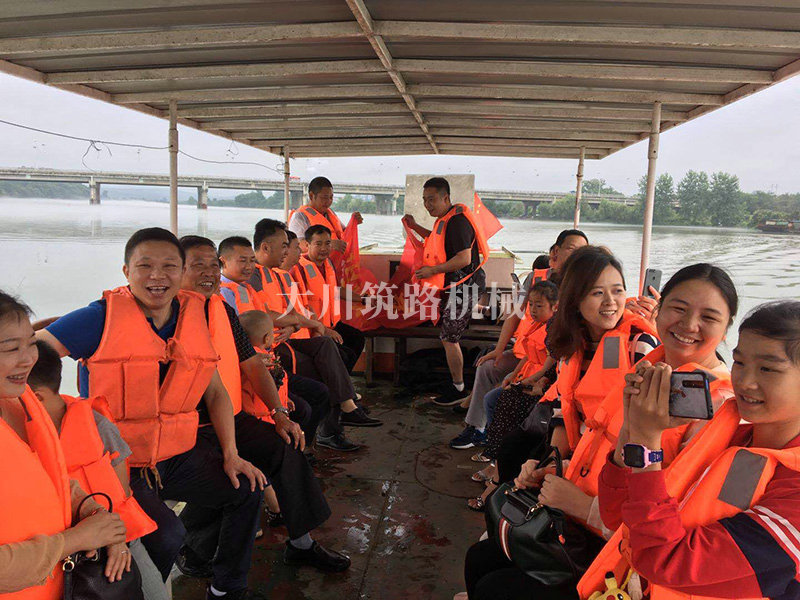 團(tuán)隊(duì)風(fēng)采 (11) 團(tuán)隊(duì)風(fēng)采 (11)